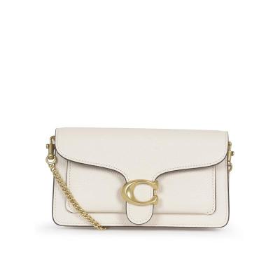 COACH蔻驰手拿包女便携时尚优雅百搭米白色翻盖设计金属扣饰