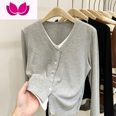 七斓v领长袖t恤女新款假上衣拼接设计感小众螺纹打底衫女内搭