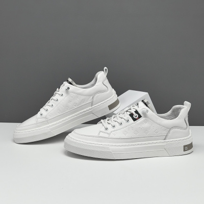 真皮板鞋男款潮流百搭鞋子欧洲站男士轻奢立体压花一脚蹬休闲男鞋