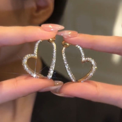 轻奢高级感镶钻爱心耳环银针时尚个性精美耳饰超仙女气质百搭耳坠送女朋友老婆情人节七夕生日礼物
