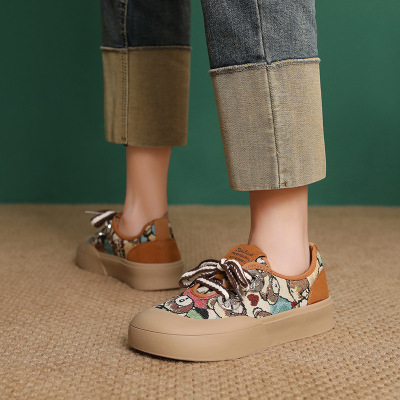 复古丑萌板鞋女春夏新款透气舒适休闲百搭单鞋小众厚底女鞋子