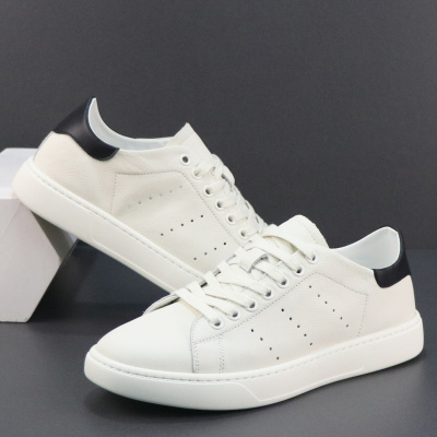 真皮小白鞋头层牛皮夏季薄款透气板鞋新款防滑软底软面休闲鞋