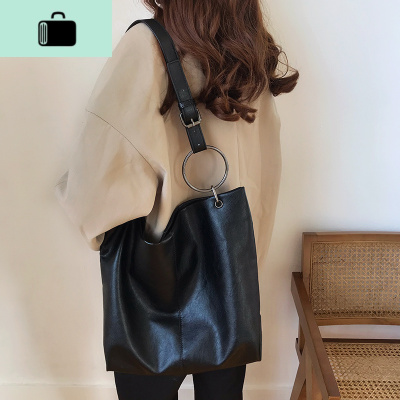 网红单肩大包包女韩版秋冬新款百搭大容量软面斜挎包时尚托特包潮NEW LAKE 黑色女斜挎包
