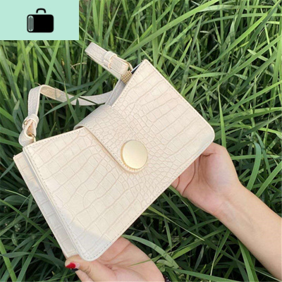 白色腋下包女包包2020新款潮网红上新斜挎包流行高级感单肩法棍包NEW LAKE女斜挎包