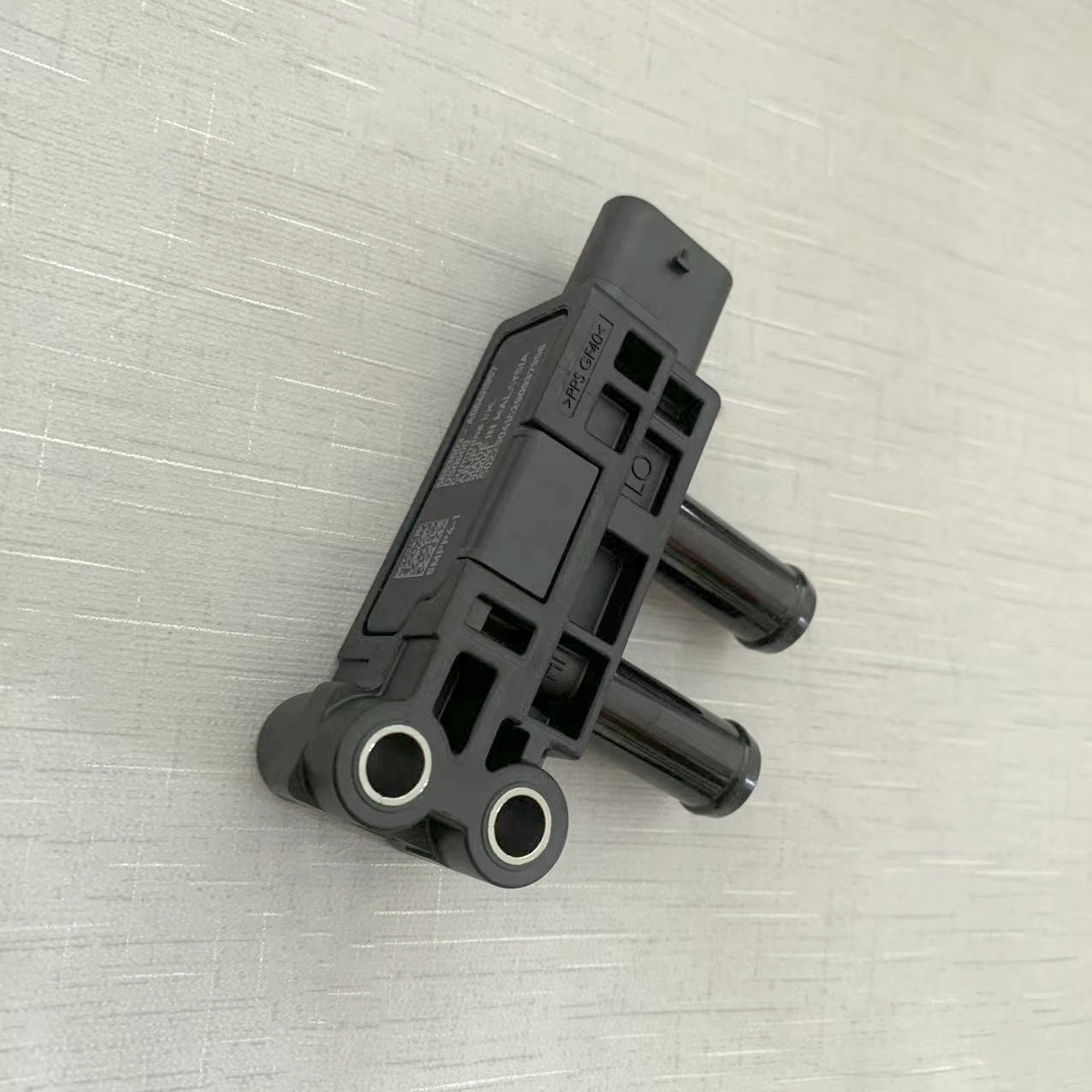 压差传感器 5653803 A064R957 适用东风康明斯国六发动机