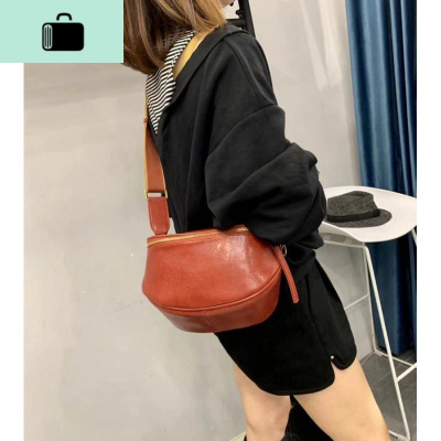 白露家ins超火网红油蜡皮饺子斜背胸包复古港风单肩斜挎小包包女NEW LAKE女斜挎包