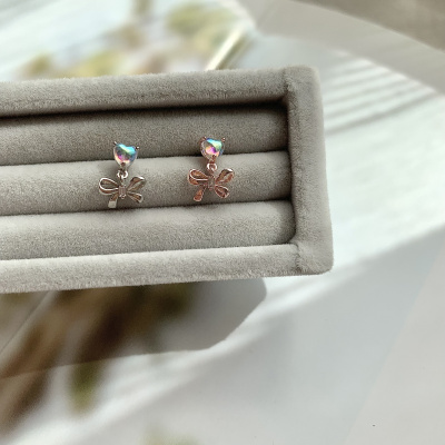 HanFanZ韩国进口饰品耳骨钉外牙钛合金螺纹杆钛合金蝴蝶结甜美钉送女朋友老婆情人节七夕生日礼物