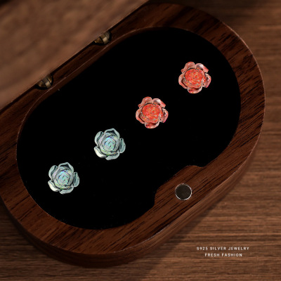 s925银幻彩玫瑰耳钉法式复古气质甜美小众红蓝玫瑰纯银耳饰养耳洞送女朋友老婆情人节七夕生日礼物