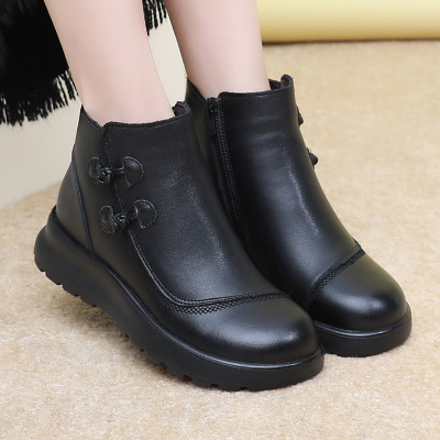 冬季新款真皮软底软面妈妈棉鞋加绒保暖平跟中老年短靴