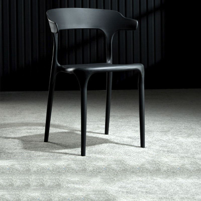 绵冠(MIANGUAN) 牛角椅子靠背宿舍书桌凳子家用塑料餐厅椅懒人休闲椅 黑色 (2把起拍)