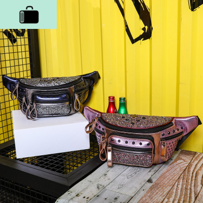 潮牌胸包女潮ins腰包2020新款时尚铆钉街头单肩斜挎包亮片包NEW LAKE女斜挎包