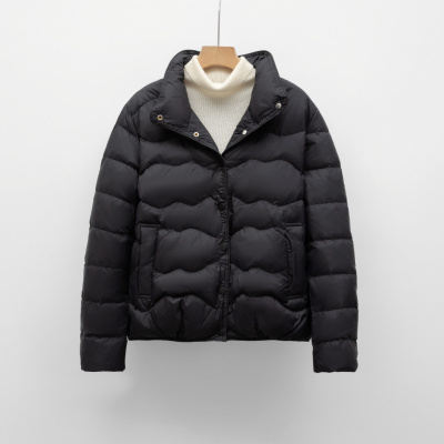 新羽绒服女新国标90绒简约风宽松休闲时尚新款外套潮面包服