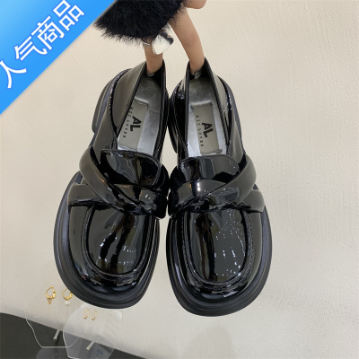 SUNTEK法式厚底小皮鞋女春季2023年新款复古单鞋子英伦一脚蹬松糕乐福鞋