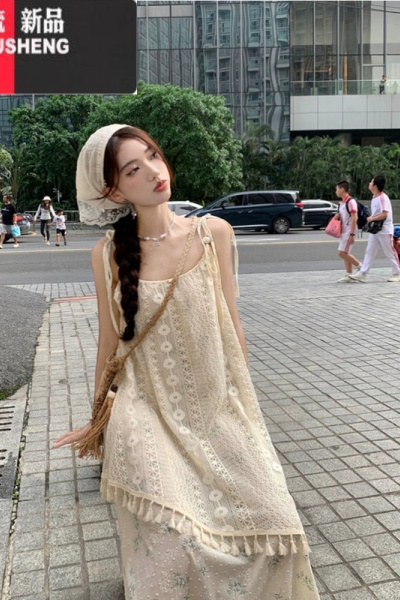 YIBUSHENG复古流苏拼接甜美连衣裙女新款设计感小众法式气质不规则吊带裙