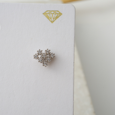 韩国进口精致镶嵌满钻爱心气质耳骨钉耳蜗耳门百搭旋转圆球拧堵送女朋友老婆情人节七夕生日礼物