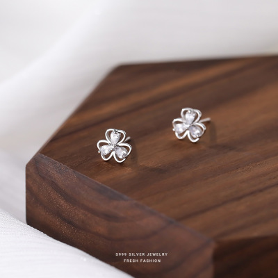 s999足银闪亮锆石三叶草耳钉女轻奢设计感韩系气质小红书耳饰批发送女朋友老婆情人节七夕生日礼物