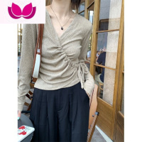 七斓甜辣内搭抽绳V领短款T恤女2023春季新款长袖设计感修身打底衫上衣