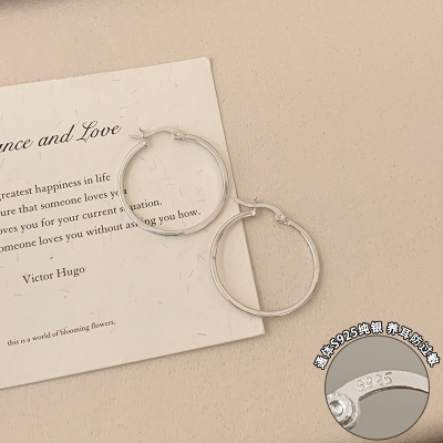 极简风纯银素圈圆形耳环2025年新款潮小众设计感耳扣女显脸小送女朋友老婆情人节七夕生日礼物