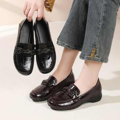 2026新款春秋季软底单鞋女圆头花皮女鞋厚底小皮鞋复古真皮乐福鞋_903