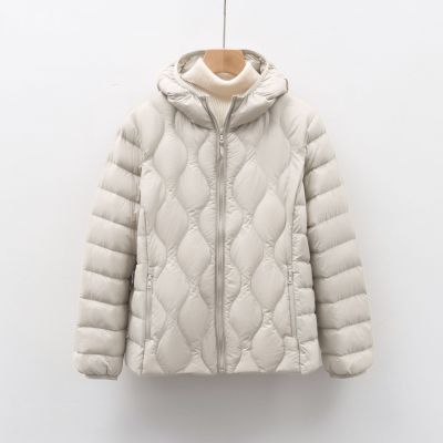 90绒新国标女装秋冬新款轻薄羽绒服波浪纹女式带帽外套