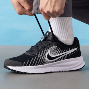 耐克(NIKE)运动鞋男鞋新款RUN DEFY健身训练缓震耐磨轻便透气跑步鞋HM9594-001 ZP