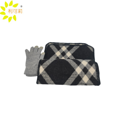 利可莉 防寒套装 围巾+手套 套