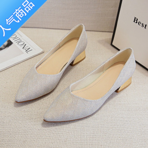 SUNTEK新款百搭大码女鞋40-43尖头粗跟单鞋女中跟鞋子通勤职业高跟鞋女