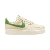 耐克(NIKE)活力春季女款休闲板鞋透气舒适耐用拼接运动鞋