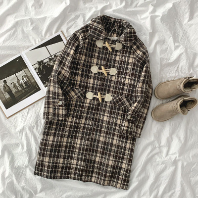 FISHBASKET冬季毛呢大衣女2020年冬新款女装韩版赫本风牛角扣中长款格子外套毛呢外套