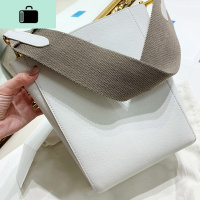 2020新款韩版休闲宽肩带水桶女包大号百搭简约单肩斜挎包包NEW LAKE女士手提包