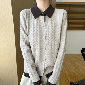 拼接翻领假两件针织开衫女春秋新款宽松麻花毛衣外套上衣