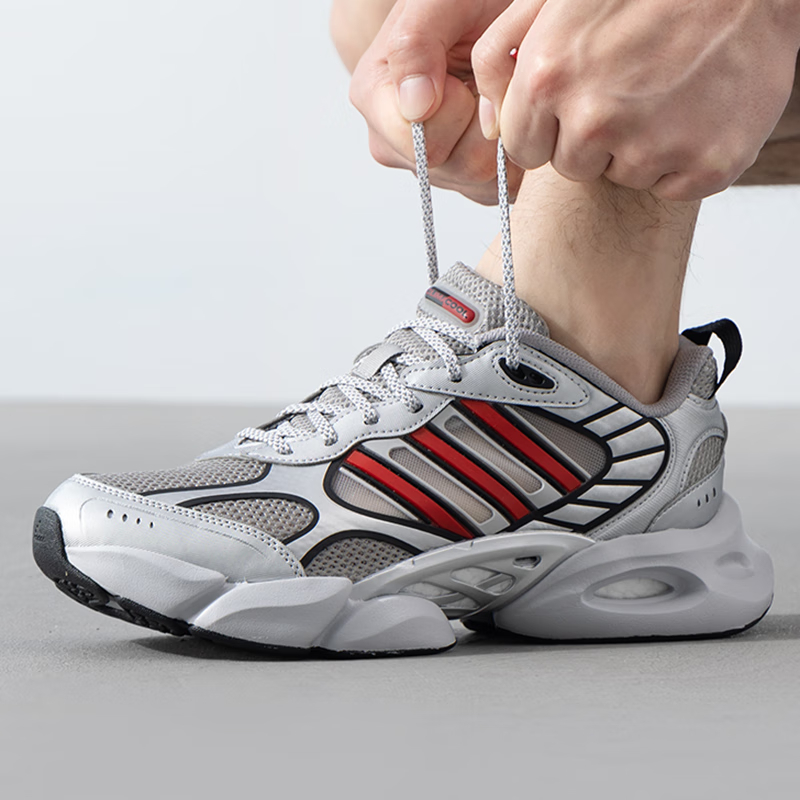 adidas阿迪达斯男鞋休闲运动清风鞋缓震轻便透气训练跑步鞋IH2289 ZP