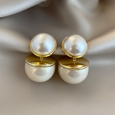 贝珠夸张大珍珠耳环2025新款高级感轻奢气质耳钉耳坠耳饰女送女朋友老婆情人节七夕生日礼物