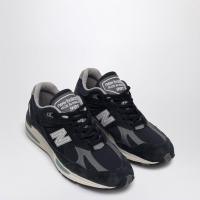 New Balance英国制造蓝皮革拼接橡胶底跑鞋