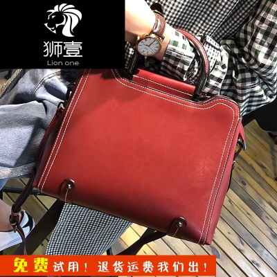 狮壹（Lionone）大容量斜挎包潮百搭时尚复古大气手提包