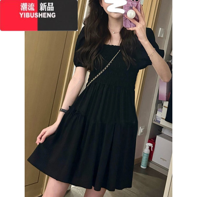 YIBUSHENG大码女装法式皱褶黑色方领遮肉连衣裙季胖妹妹高级感收腰小黑裙