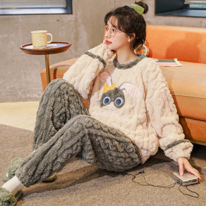 珊瑚绒睡衣女秋冬季2025年新款加厚加绒法兰绒保暖休闲家居服套装