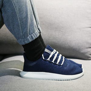 Adidas阿迪达斯三叶草童鞋男大童运动防滑耐磨休闲跑步鞋运动鞋BB6750 D