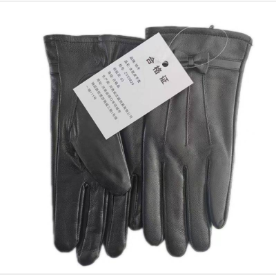 铂牛 女款皮手套43元一双(均码)