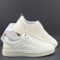 男鞋秋季新款青少年高级感真皮小白鞋时尚板鞋低帮休闲鞋潮鞋