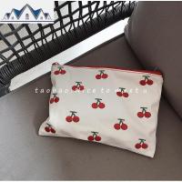 ins可爱复古少女心小樱桃刺绣拼色帆布化妆收纳包杂物包手拿包 三维工匠