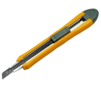 takama（高松）501009 美工刀小号9mm壁纸刀切割刀裁纸刀推扭自动锁定办公用品黑刃刀片3片装