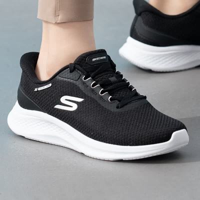 斯凯奇(Skechers)女鞋新款运动鞋低帮轻便舒适透气时尚潮流休闲鞋150622-BKW ZP