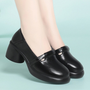 年软皮新款复古圆头厚底大码浅口女鞋软底单鞋懒人粗跟皮鞋