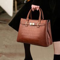 包包女包新款斜挎包女单肩包石头纹大气女士手提包女