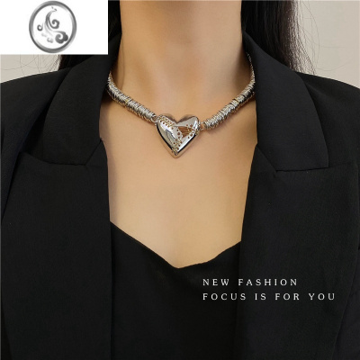 JiMi个性冷淡风时尚辣妹配饰小众轻奢爱心金属项链女潮夸张网红锁骨链