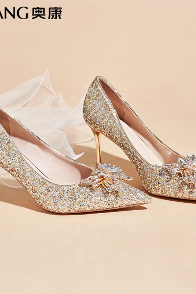 奥康女士婚鞋主婚纱新娘秀禾礼服伴娘法式细跟高跟鞋优雅浅口女单鞋