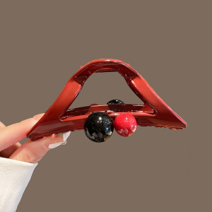 安哥拉红抓夹女2024新款高级感发夹后脑勺发卡高端气质鲨鱼夹头饰送女朋友老婆情人节七夕生日礼物 几何红色珠珠抓夹