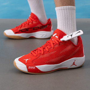 耐克(NIKE)男鞋新款运动鞋JORDAN LUKA 77 PF缓震舒适训练篮球鞋 IF1611-001 ZP