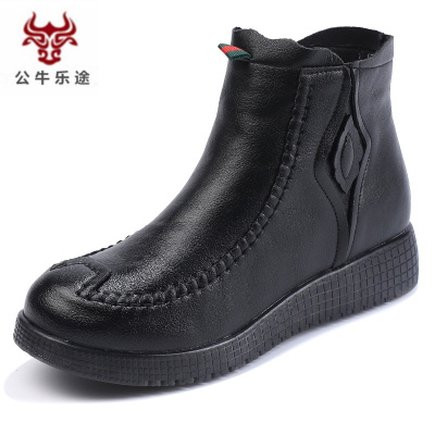 公牛乐途2020中老年女鞋冬加绒保暖妈妈棉鞋平底舒适中年女短靴防滑软底老人鞋
